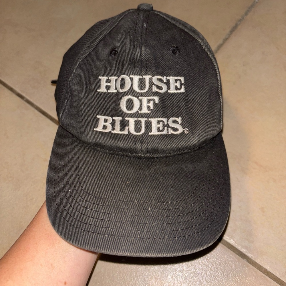 House of Blues Black Cap